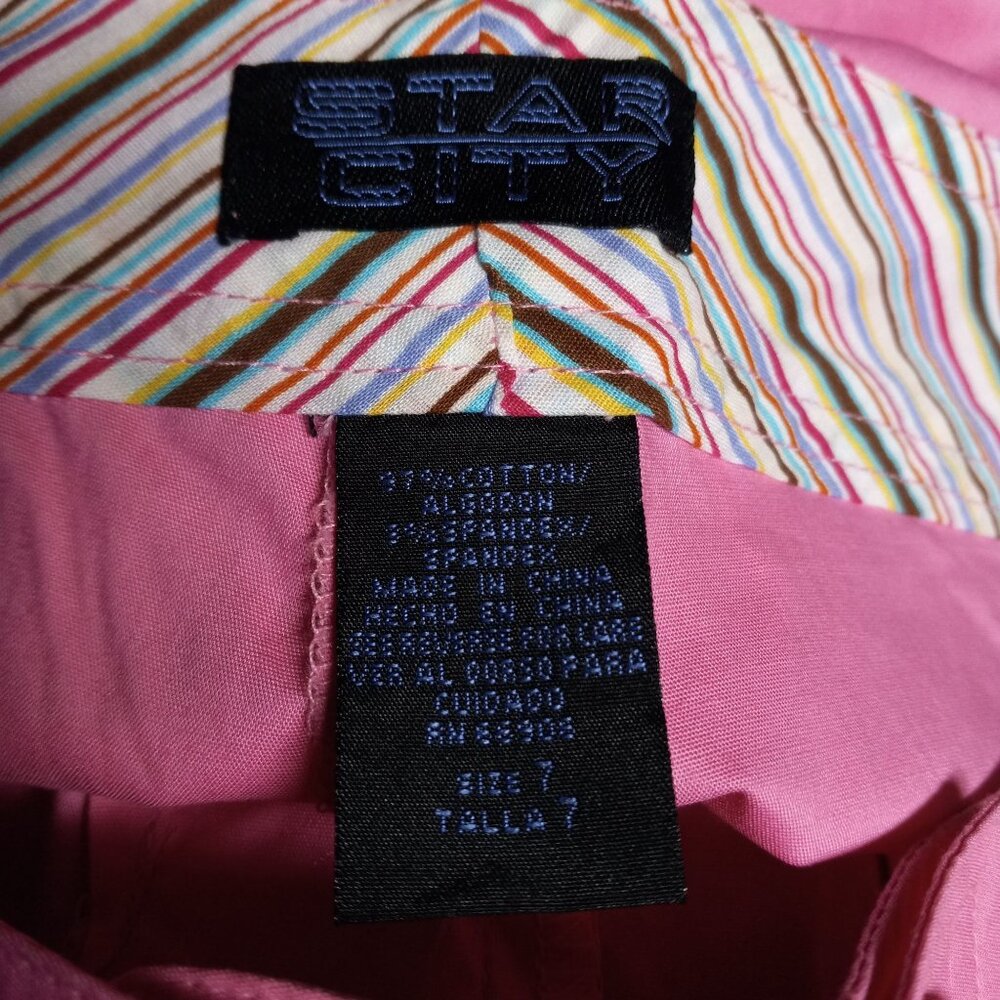 Star City Size 7 Short Shorts Juniors Hot Pink Cotton Blend Button Accent NEW - Picture 3 of 4